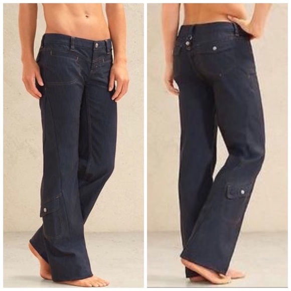 Athleta Denim - Athleta Dry Dipper Cargo Pant size 10